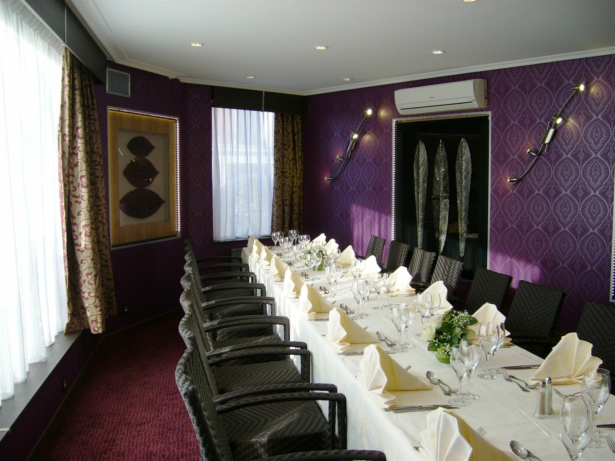 Le Grand Hotel Valenciennes Ngoại thất bức ảnh