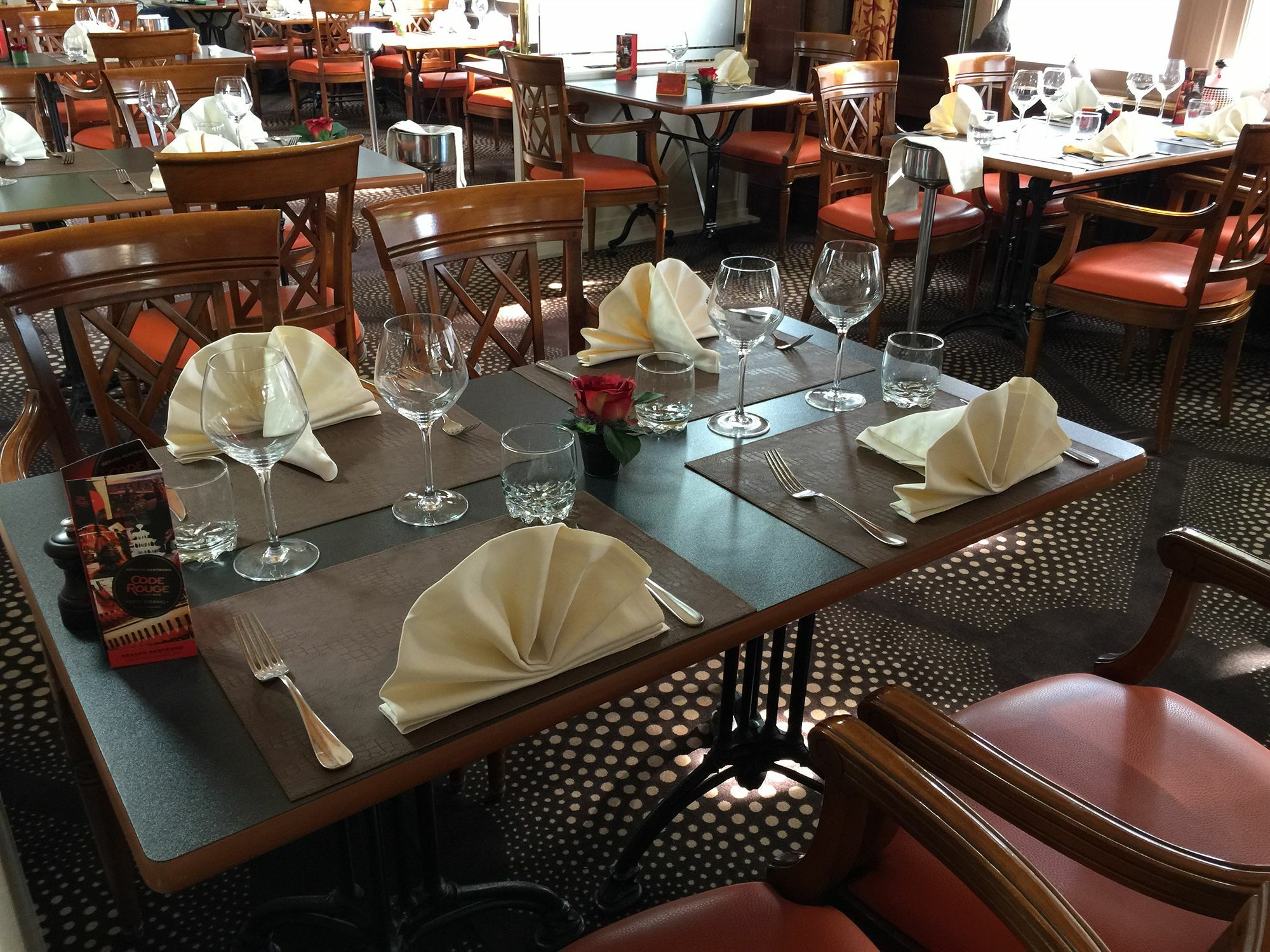 Le Grand Hotel Valenciennes Ngoại thất bức ảnh